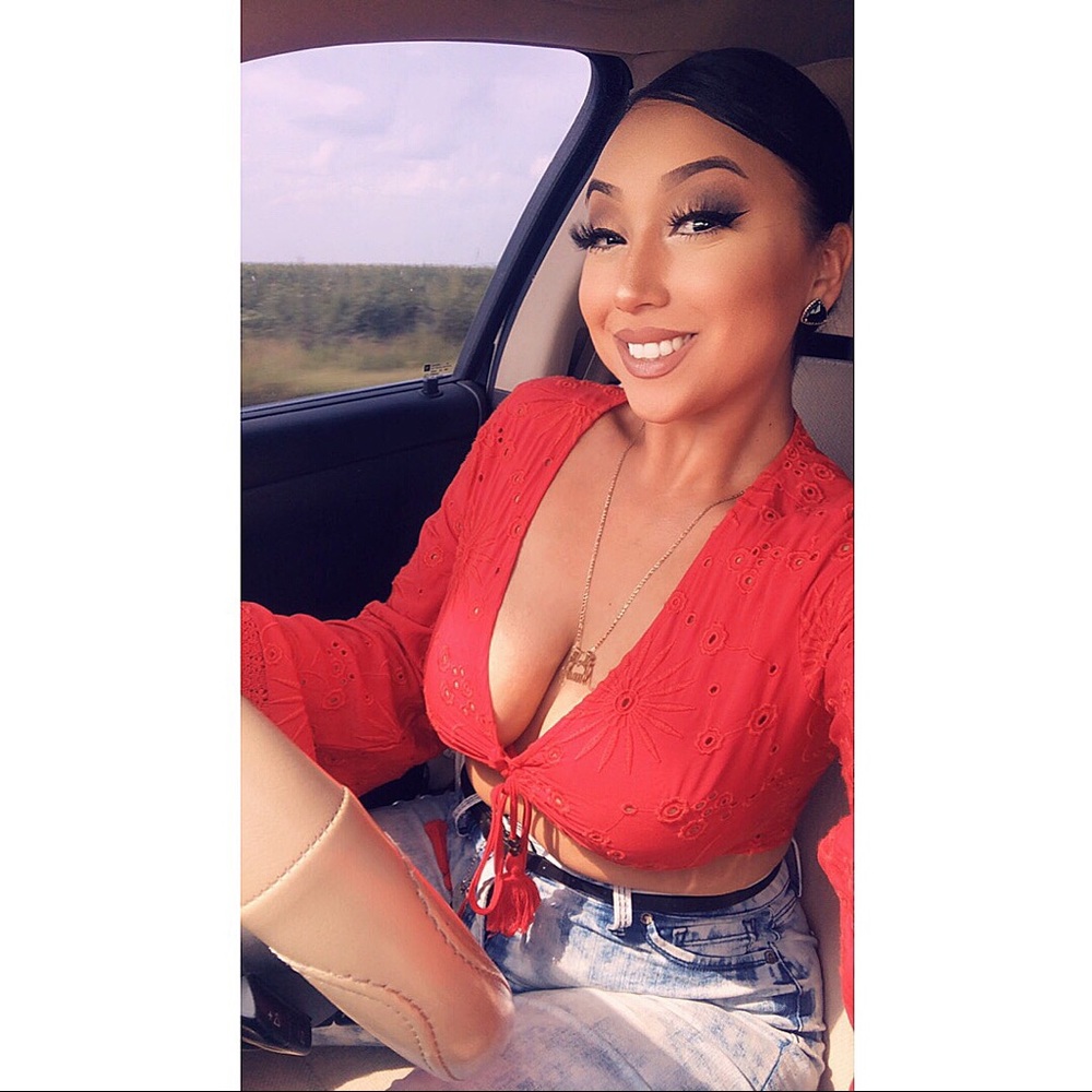 Red sexy crop top!